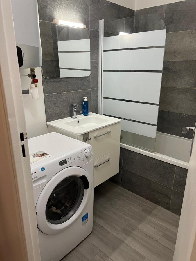 Apartment Pres De La Defense Nanterre